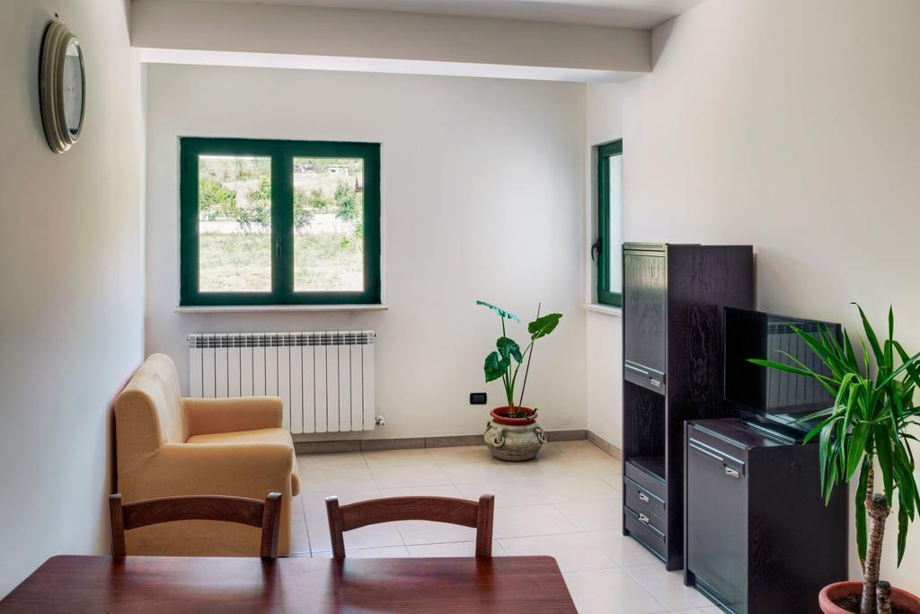 Agriturismo Statale 17 Poggio Picenze Экстерьер фото