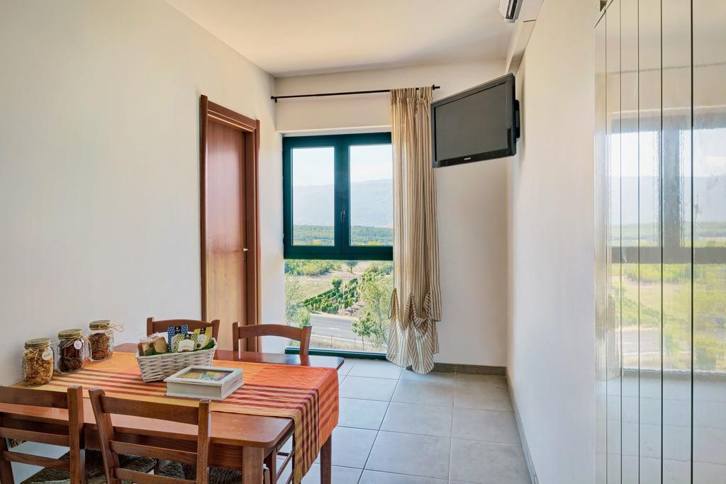Agriturismo Statale 17 Poggio Picenze Экстерьер фото